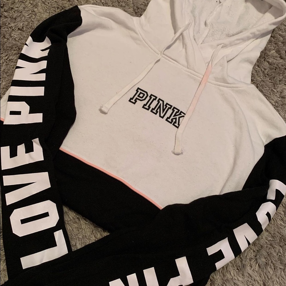PINK vs hoodie